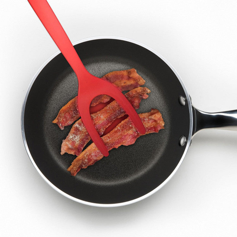 Pinzas dos en uno para voltear hotcakes y omelets